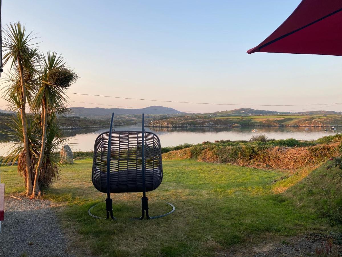 فيلا Seafront House With Own Private Pier In Gunpoint, Schull, West Cork Seafort المظهر الخارجي الصورة