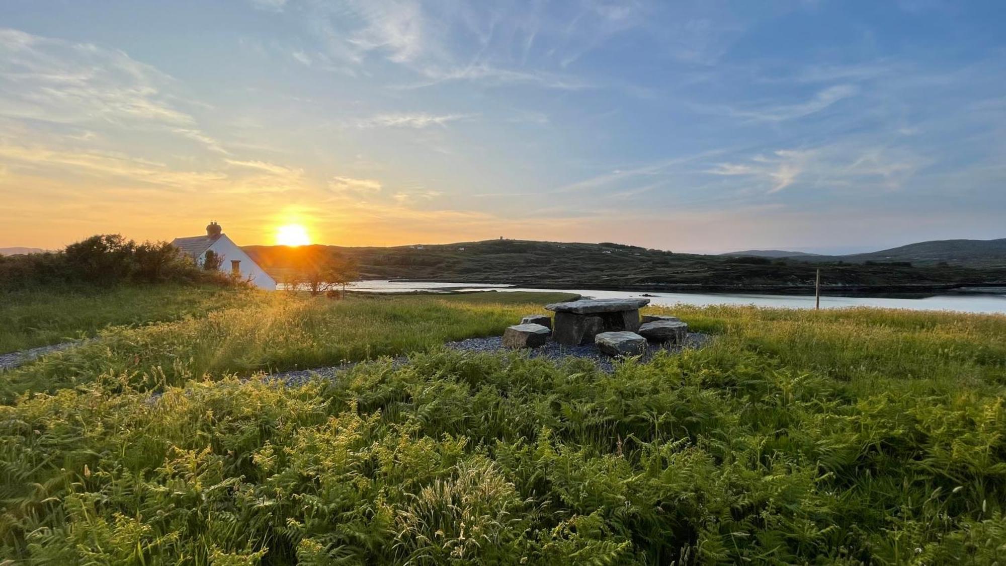 فيلا Seafront House With Own Private Pier In Gunpoint, Schull, West Cork Seafort المظهر الخارجي الصورة