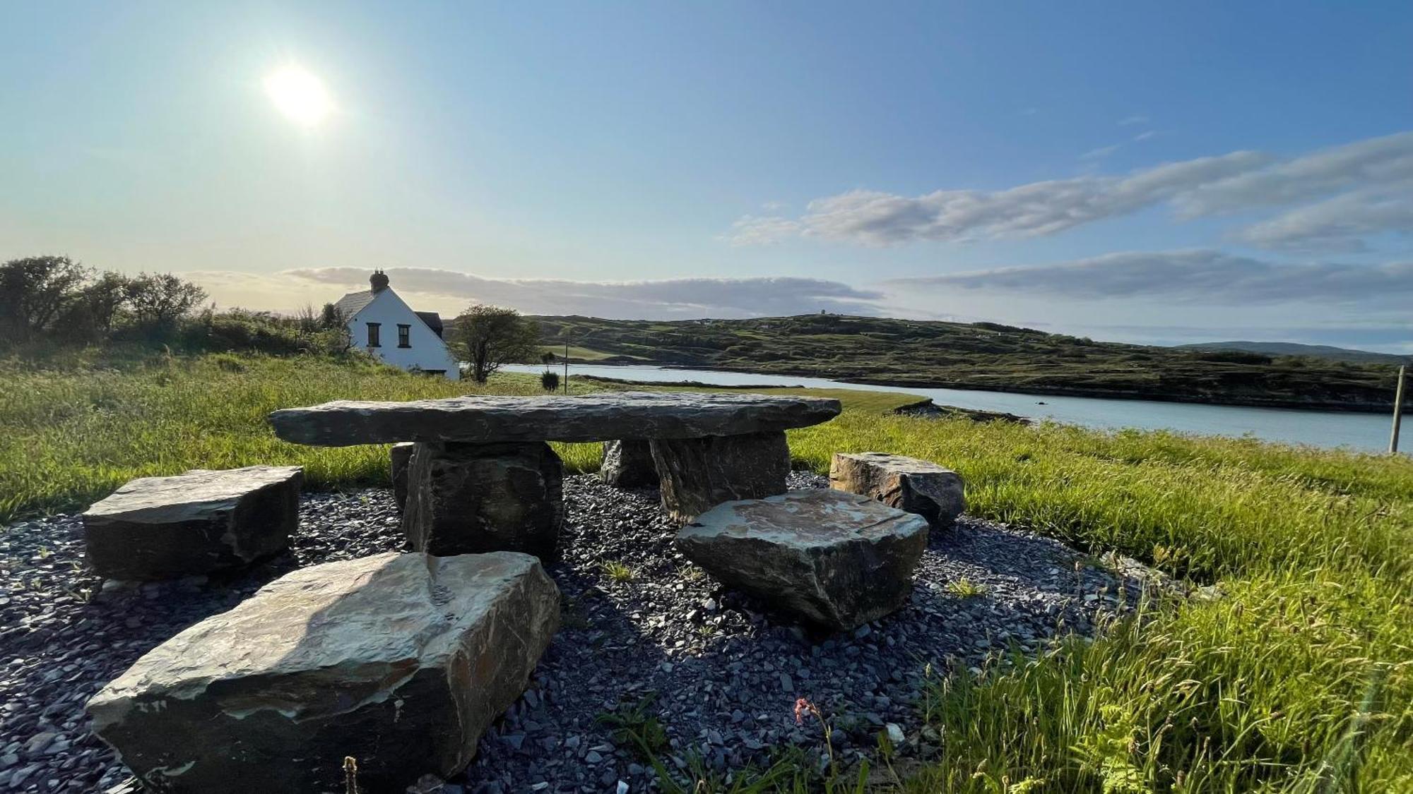 فيلا Seafront House With Own Private Pier In Gunpoint, Schull, West Cork Seafort المظهر الخارجي الصورة