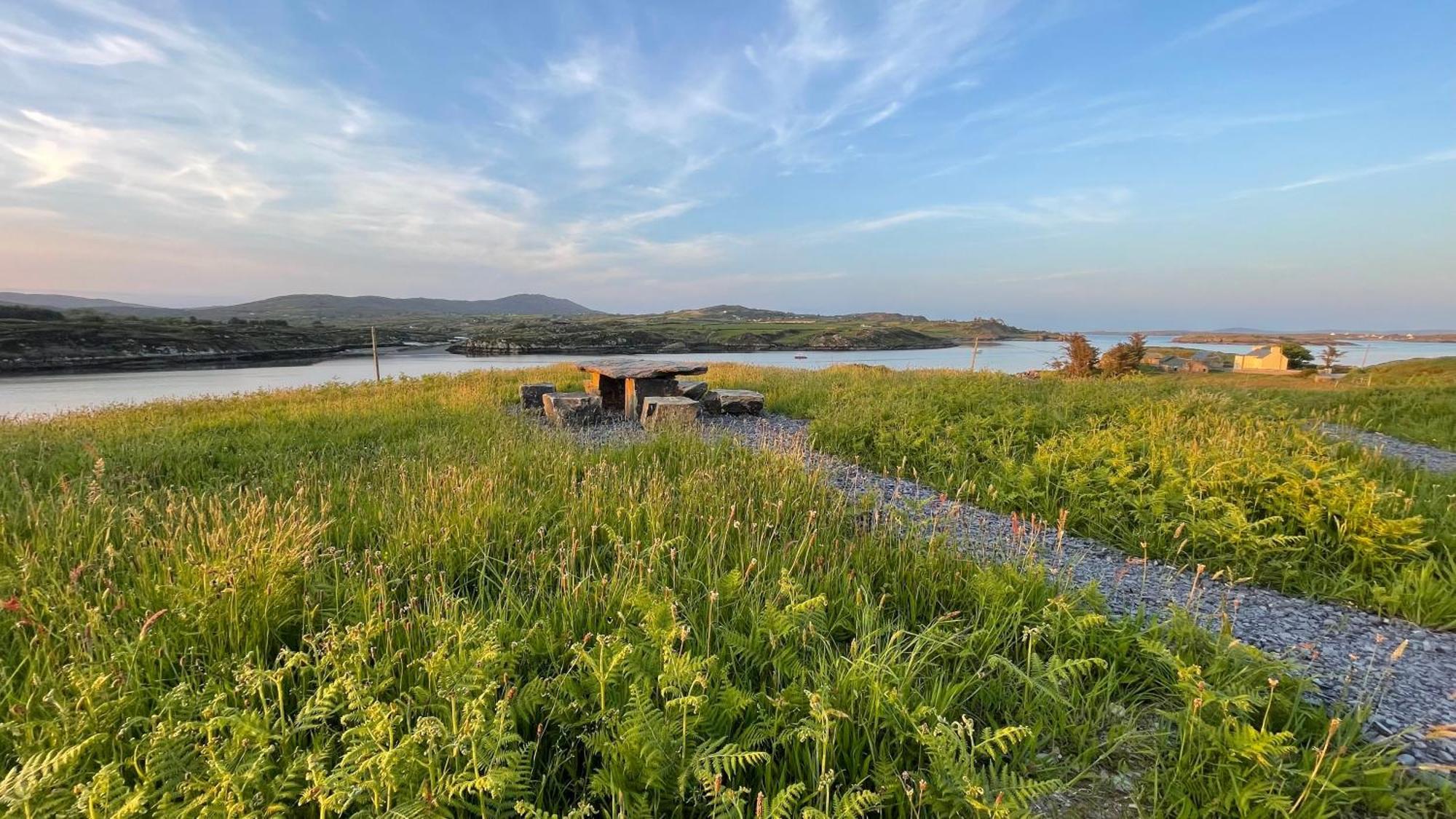 فيلا Seafront House With Own Private Pier In Gunpoint, Schull, West Cork Seafort المظهر الخارجي الصورة