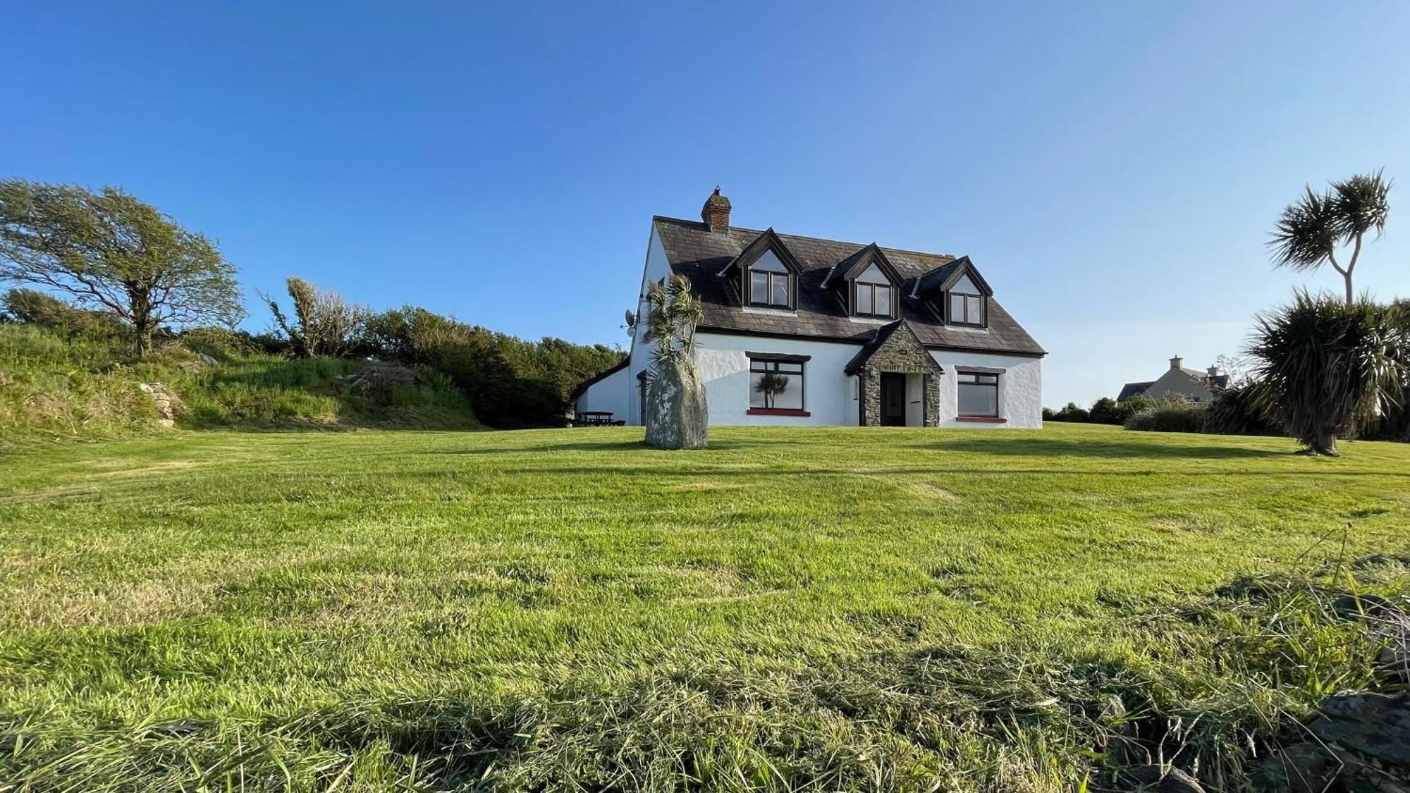 فيلا Seafront House With Own Private Pier In Gunpoint, Schull, West Cork Seafort المظهر الخارجي الصورة