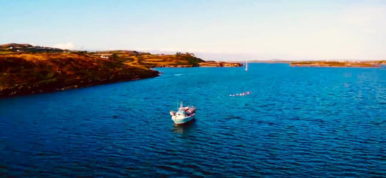 فيلا Seafront House With Own Private Pier In Gunpoint, Schull, West Cork Seafort المظهر الخارجي الصورة