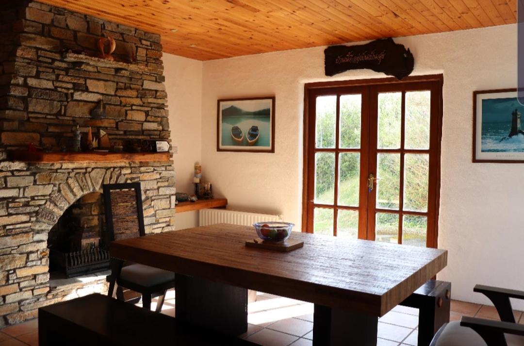 فيلا Seafront House With Own Private Pier In Gunpoint, Schull, West Cork Seafort المظهر الخارجي الصورة